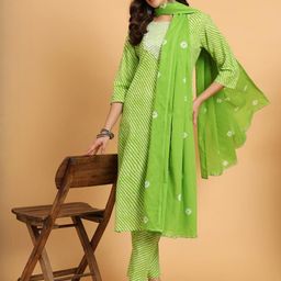 Online selling Women Green Kurta Sets-image-80