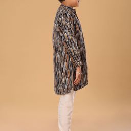 The Mini Trunk Boys Abstract Printed Regular Kurta with Trousers image 2