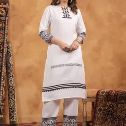 Span Women Ethnic Motifs Printed Regular Kurta with Trousers & With Dupatta-picture-57