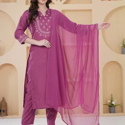 ARSA COUTURE Women Mauve Kurta Sets-image-5