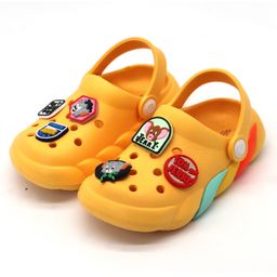 Svaar Warner Bros Featuring Tom & Jerry Patch Designed Clogs -Yellow-image-36