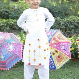 EthIndia Boys Embroidered Regular Pure Cotton Kurta with Pyjamas-picture-31
