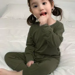 YK Girls Long Sleeve T-Shirt & Joggers Clothing Set-55