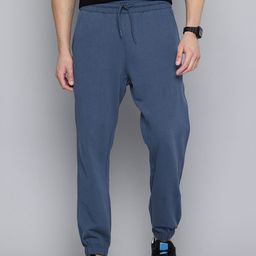 Levis Men Solid Pure Cotton Joggers-image-56