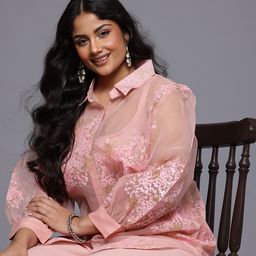 A PLUS BY AHALYAA Plus Size Solid Top with Floral Printed Sheer Shirt & Trousers Co-Ords-14