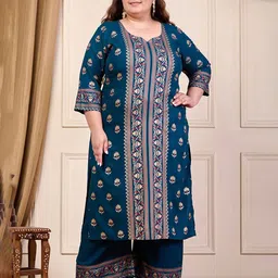 PrettyPlus by Desinoor.com Plus Size Floral Printed Straight Kurta With Palazzos-44