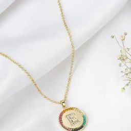 Joker & Witch Golden Starlet Alphabet E Necklace-picture-41