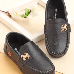 Cute Walk by Babyhug Slip On Formal & Party Wear Shoes with Horse Applique - Black-picture-42