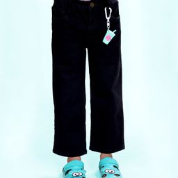 Kiddopanti Denim Woven Solid Jeans With Boba Tea Designed Keychain - Black-image-44