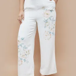 CODE by Lifestyle Women Floral Printed Mid-Rise Casual Regular Trouser-image-34