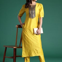 Sangria Yoke Design Puff Sleeves Sequinned Kurta with Trousers-picture-50