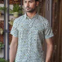 Mast & Harbour Men Conversational Printed Spread Collar Cotton Casual Shirt-picture-32