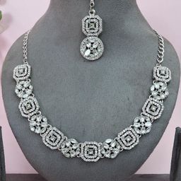 VATSALYA creation Alloy Gold- plated White Jewellery Set-27