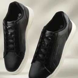 Woodland Men Textured PU Lace-Ups Sneakers-image-28