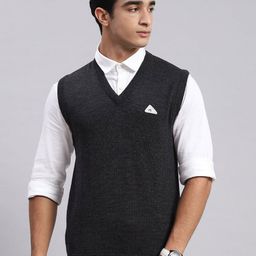 Monte Carlo Men Sleeveless V-Neck Woollen Sweater Vest-image-32