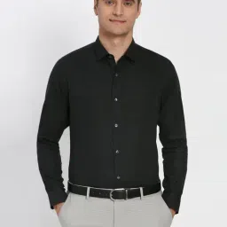 Peter England Black Cotton Slim Fit Shirt-picture-24