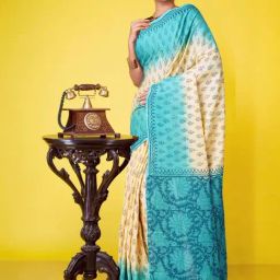 Unnati Silks Cream & Blue Cotton Printed Saree With Unstitched Blouse-image-6