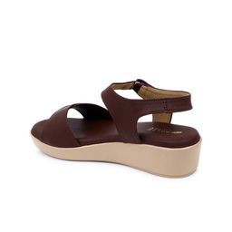 TRASE Textured Flatform with Buckles image 4