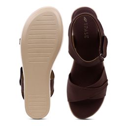 TRASE Textured Flatform with Buckles image 5