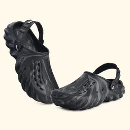 yoho Men Clogs image 3