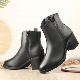 The Roadster Lifestyle Co Women Block Heel Regular Boots-picture-23