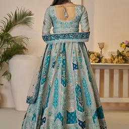 ODETTE Embroidered Sequinned Semi-Stitched Lehenga & Unstitched Blouse With Dupatta image 5