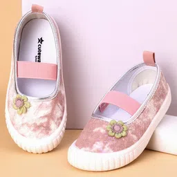 Cute Walk by Babyhug Casual Shoes Floral Applique - Pink-picture-24