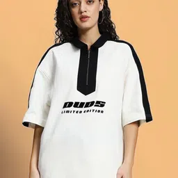 WEARDUDS Women Henley Neck Monochrome Pockets T-shirt-picture-33