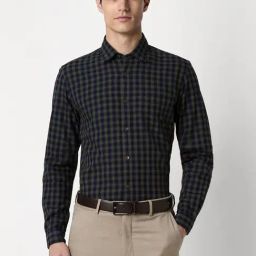 Peter England Grey Cotton Slim Fit Checks Shirt-image-43