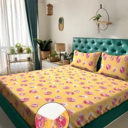 Klotthe Yellow Cotton Printed 400 TC King Fitted Bedsheet with 2 Pillow Covers-picture-31