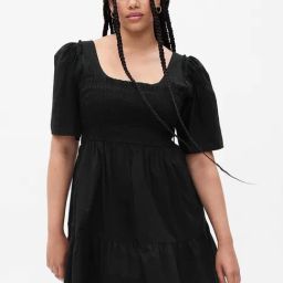 GAP Black Solid Short Sleeves Smocked Midi Dress-image-23