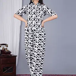 MANOJAVA Geometric Printed Short Sleeves Chest Pocket Detailing Shirt With Palazzos-image-3