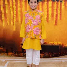 BownBee Pure Cotton Full Sleeves Solid Kurta Pyjama With Floral Printed Jacket - Yellow-picture-8