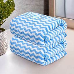 Kuber Industries Blue & White 2 Pcs Printed Microfiber 280 GSM Ultra Absorbent Face Towels-24