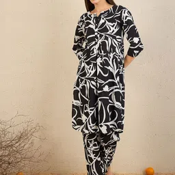 Indo Era Women Floral Printed Regular Pure Cotton Kurta with Trousers-image-36