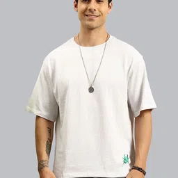 THE BEETEL HOUSE Men Solid Oversized Raw Edge Regular T-shirt-image-86