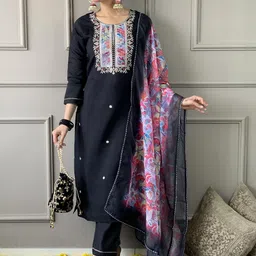 CaniBani Black Viscose Rayon Kurta Sets-34