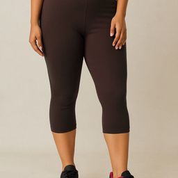 LYCOT Women Skinny Fit High-Rise Swim Capri-22