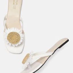 ZORI WORLD Women Open Toe Flats with Daisy Flower Detail-picture-48