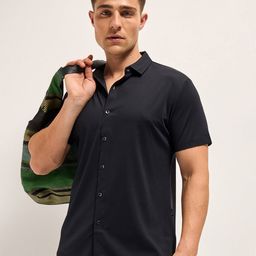 THE BEAR HOUSE Men Spread Collar Solid Casual Shirt-image-71
