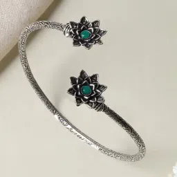 Teejh Sunita Silver Oxidised Floral Bracelet for Women-image-17