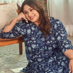 NANGALIA RUCHIRA Printed Tunic with Trouser Co-Ords-image-90