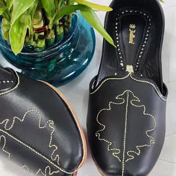 Fulkari Men Printed Ethnic Open Toe Flats-3