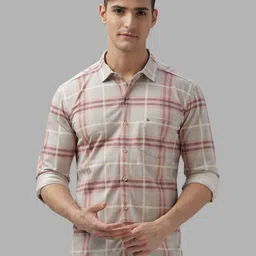 BULLMER Men Spread Collar Buffalo Checked Cotton Relaxed Fit Casual Shirt-picture-2