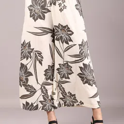 LIMEROAD Printed Mid-Rise Palazzo-image-23