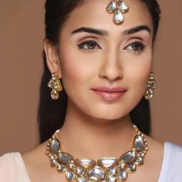 Priyaasi Contemporary Kundan Golden Necklace Set-image-76