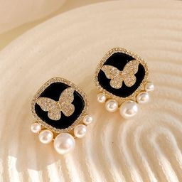 COOLWOOL Gold-Plated Korean Pearls Beaded Butterfly Shaped Studs-image-90