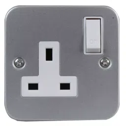 PRO ELEC SOCKET SWITCHED, METALCLAD, 1GANG, 9499SMB-43