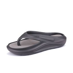 BERSACHE Men Set Of 2 Clogs & Thong Flip Flops image 3
