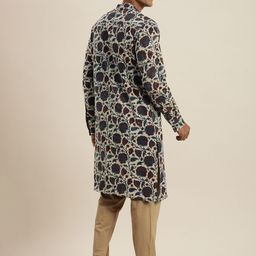 Taavi Men Off White Ajrakh Hand Block Printed Pure Cotton Kurta Set with Roll-Up Sleeves image 3
